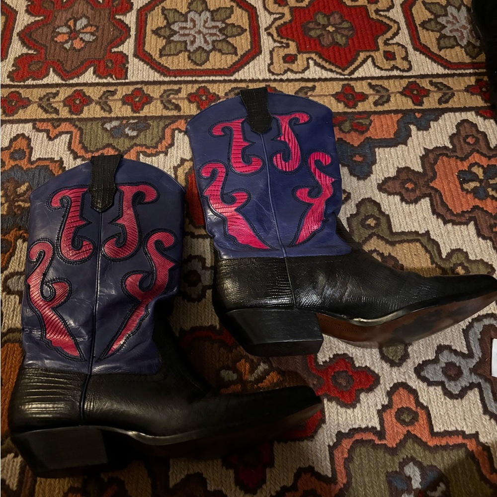 Vintage Nine West Blue and black Boots